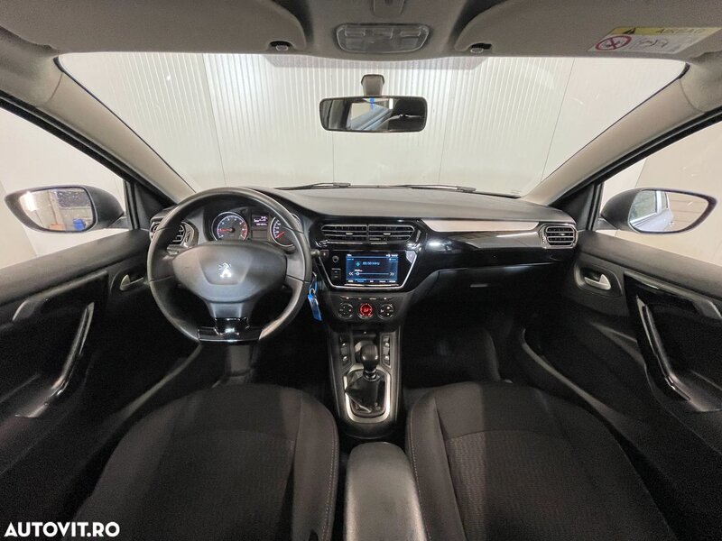 Peugeot 301